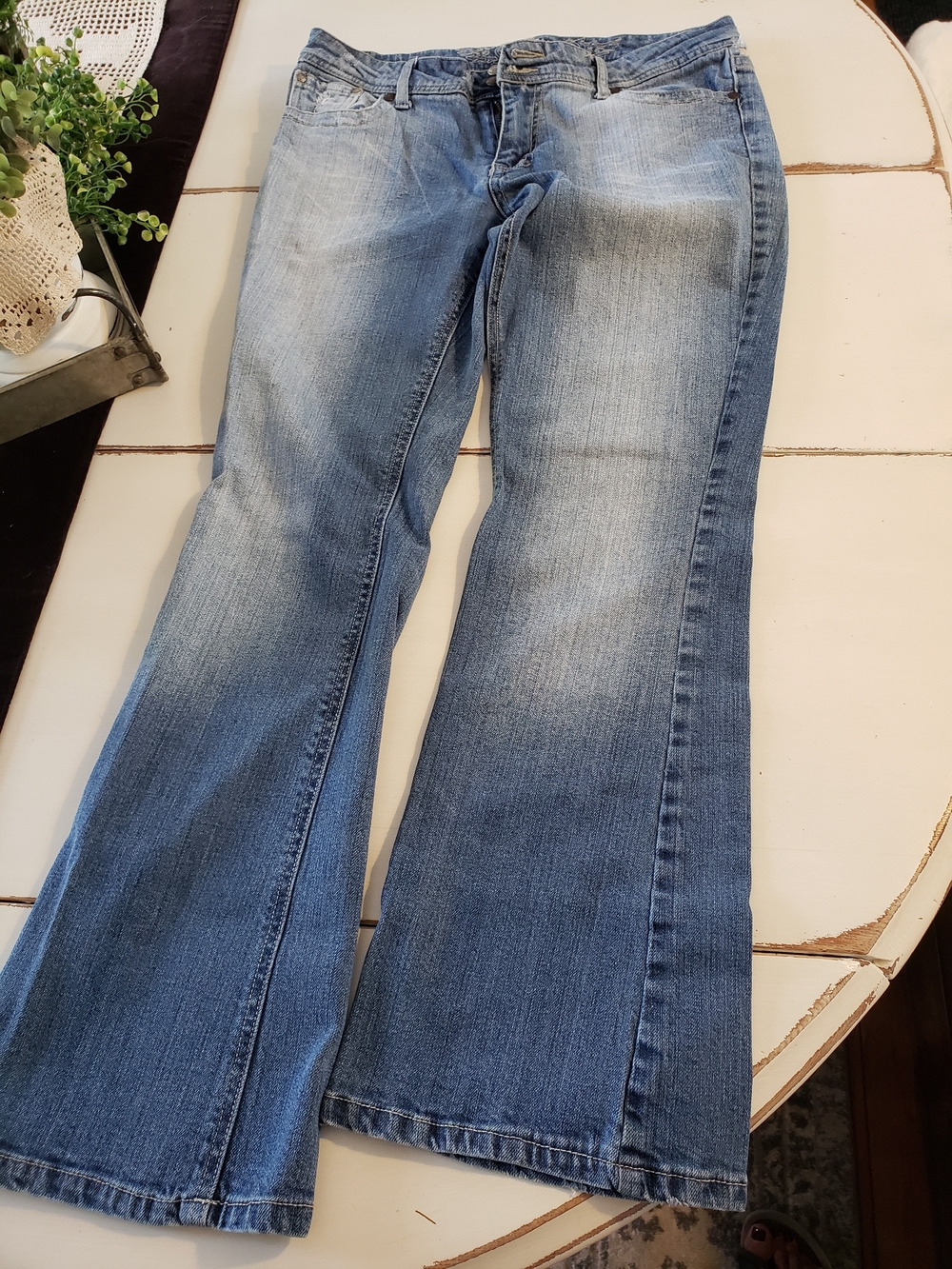 Squeeze Women's Boot Cut Jeans - Light Blue